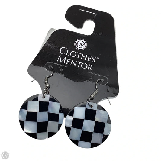 Earrings Dangle/drop By Clothes Mentor