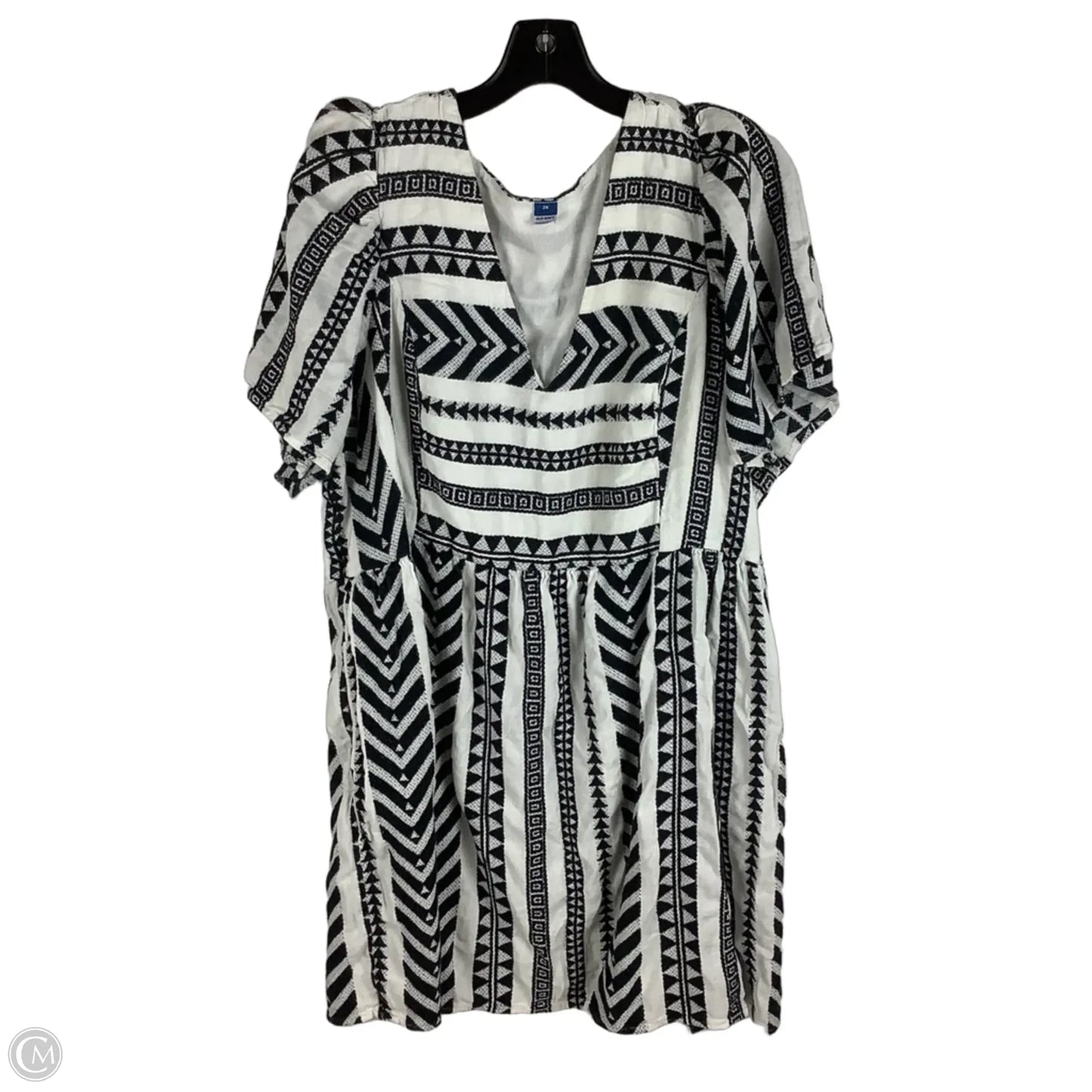 Dress Casual Short By Old Navy In Black & White, Size: 2x