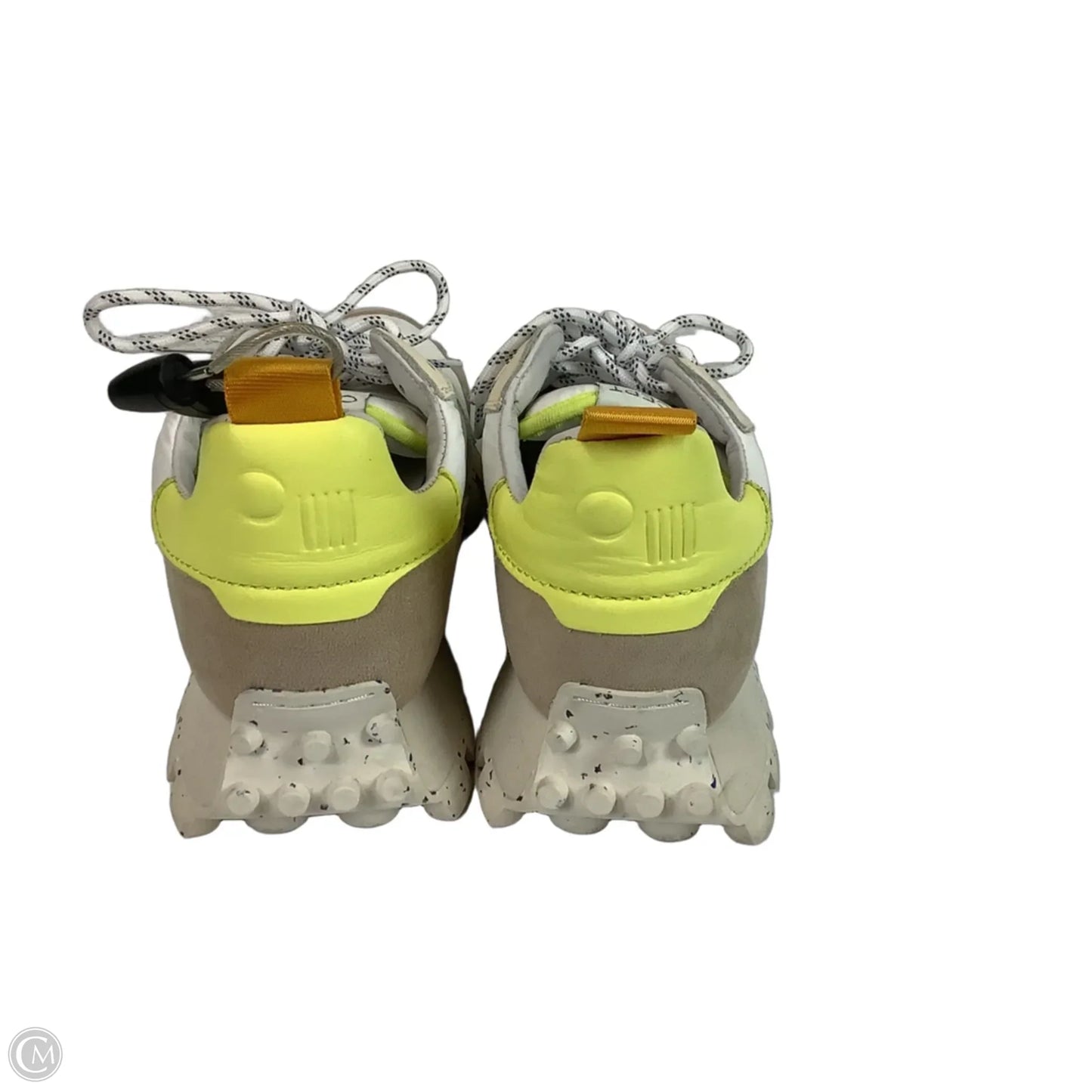 Shoes Sneakers By Cmc In White, Size: 7