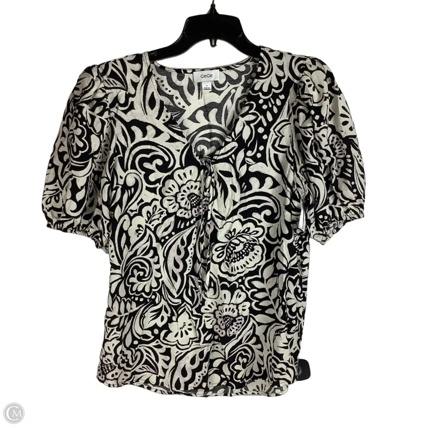 Top Short Sleeve By Cece In Black & White, Size: M