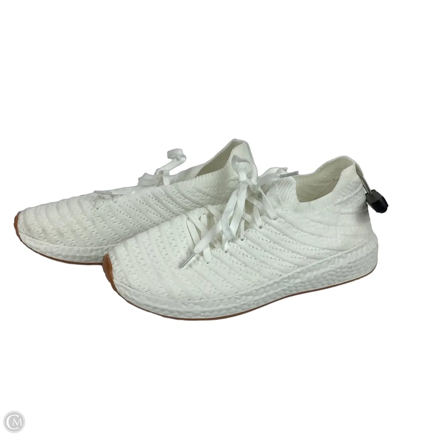 Shoes Athletic By Danskin In White, Size: 9