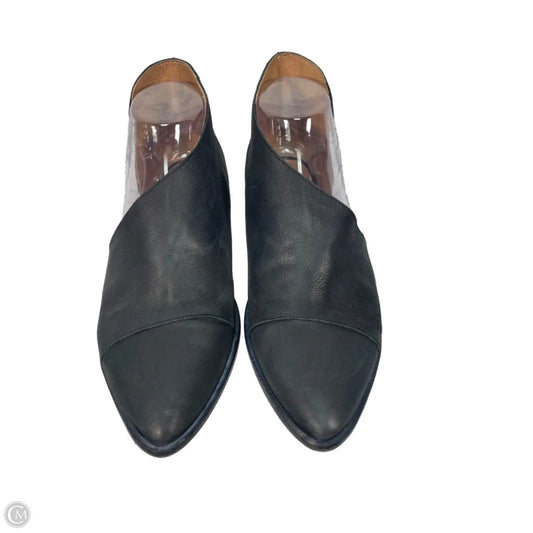 Shoes Flats By Free People In Black, Size: 8