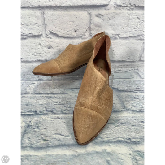 Shoes Flats By Free People In Brown, Size: 10.5