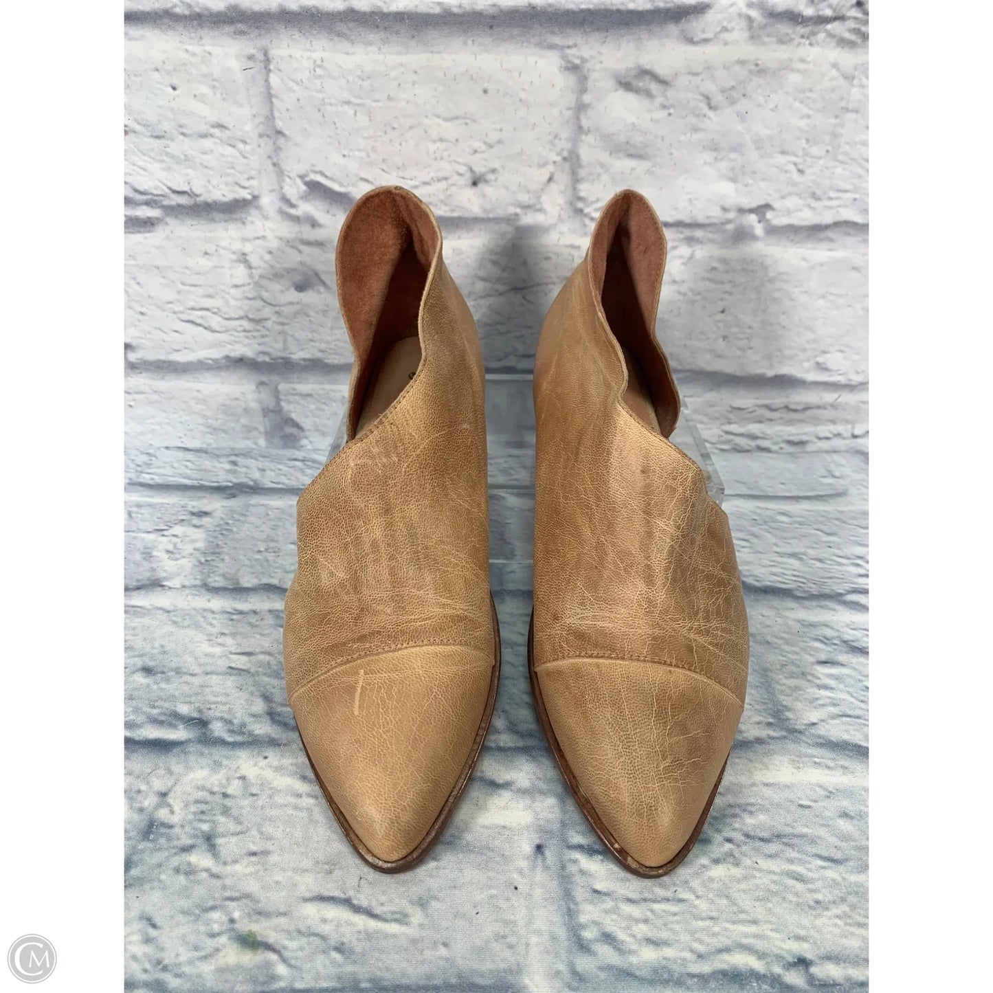 Shoes Flats By Free People In Brown, Size: 10.5