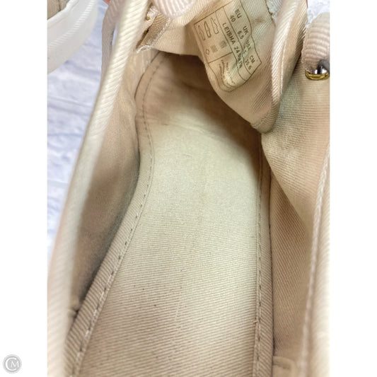Shoes Sneakers By Clothes Mentor In Tan, Size: 8.5