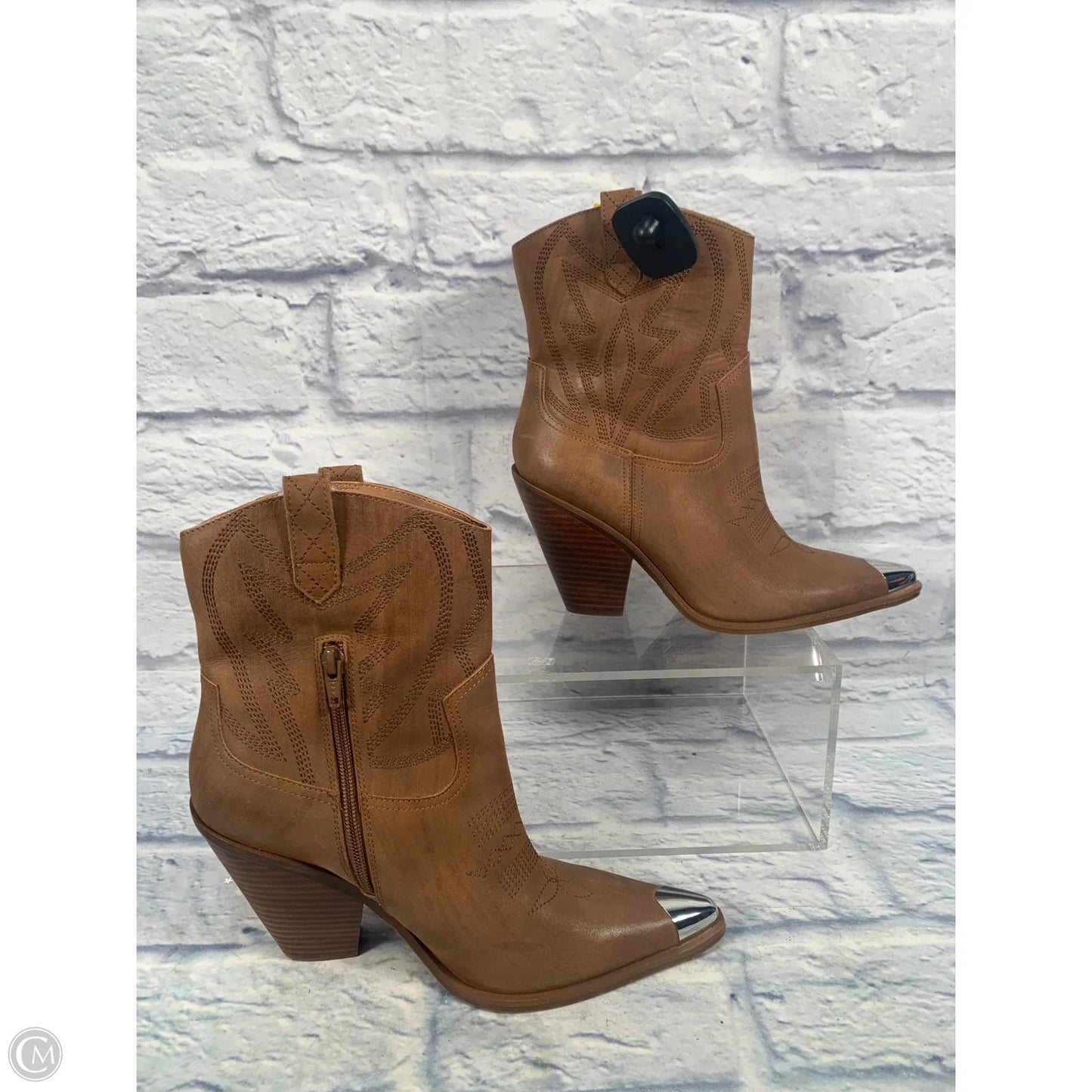 Boots Ankle Heels By Gianni Bini In Brown, Size: 9
