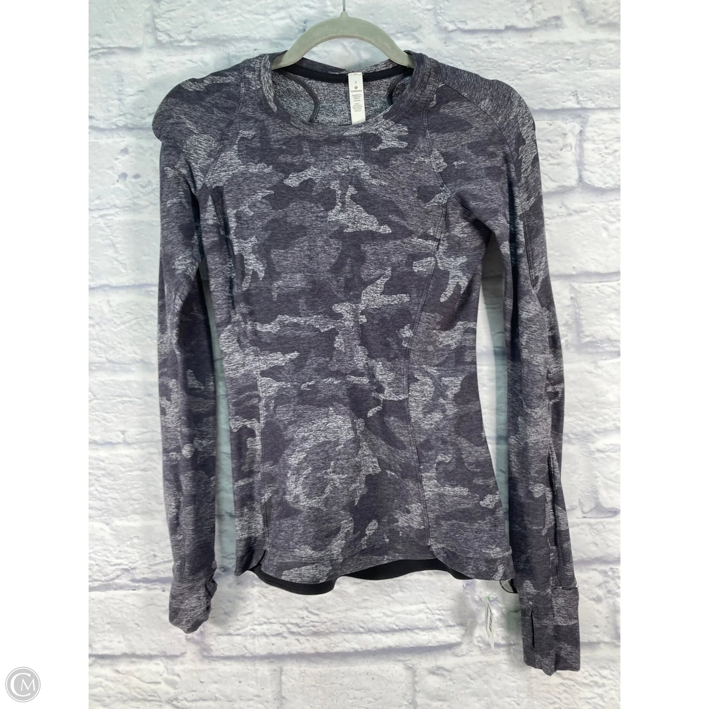Athletic Top Long Sleeve Crewneck By Lululemon In Grey, Size: Xs