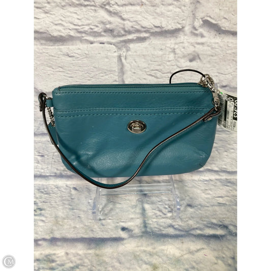 Wristlet Designer By Coach, Size: Medium