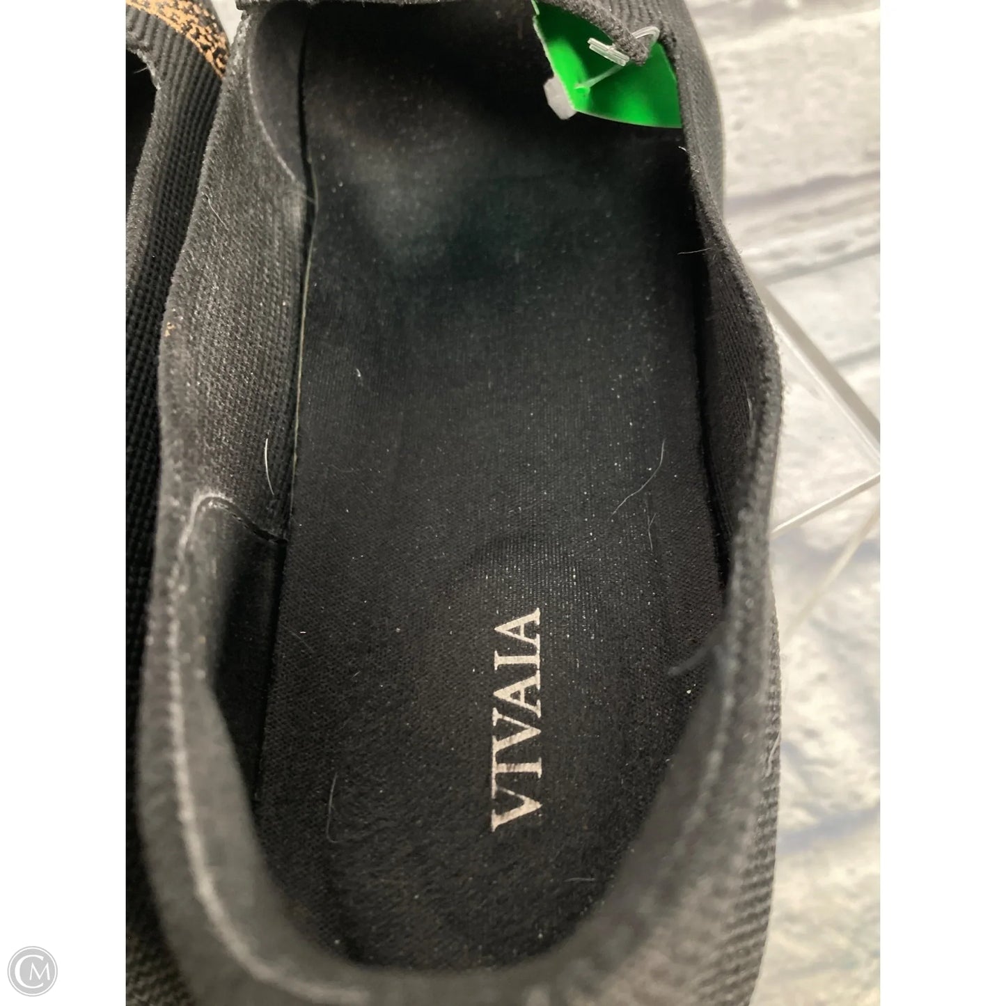 Shoes Flats By Vivaia In Black, Size: 10.5