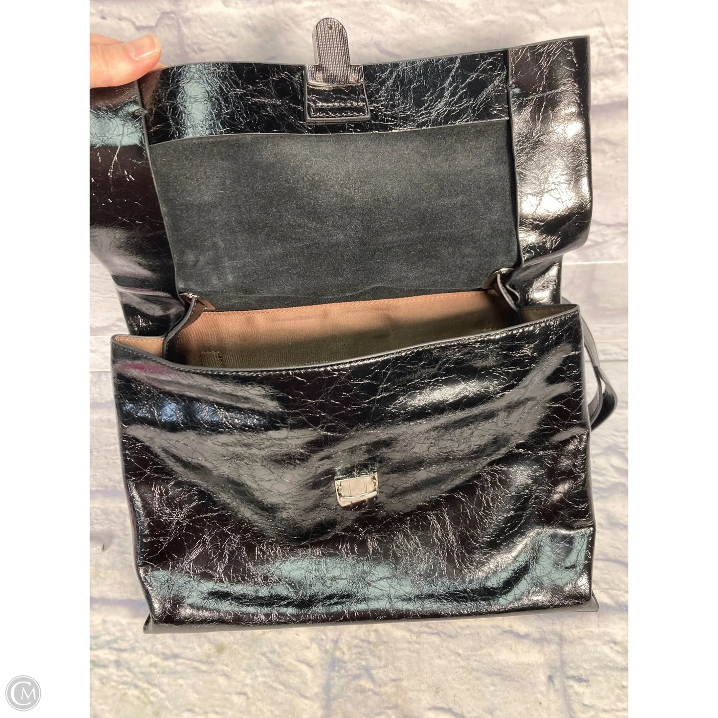 Crossbody Leather By Clothes Mentor, Size: Medium
