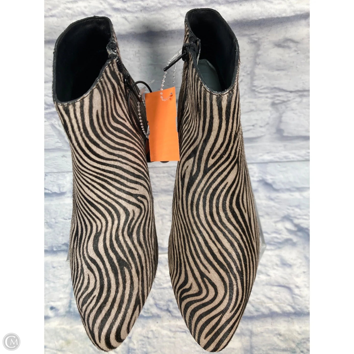 Boots Ankle Heels By Clothes Mentor In Animal Print, Size: 7
