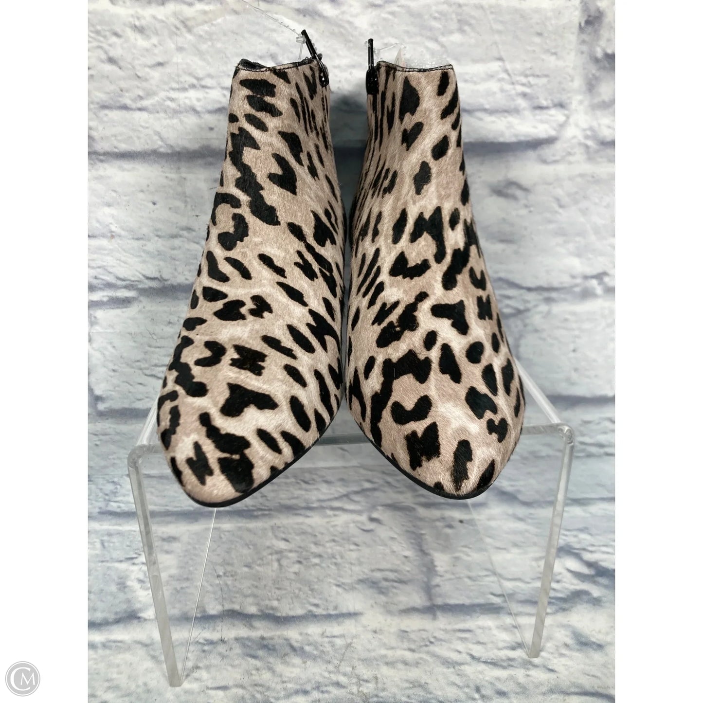 Boots Ankle Heels By Clothes Mentor In Animal Print, Size: 7