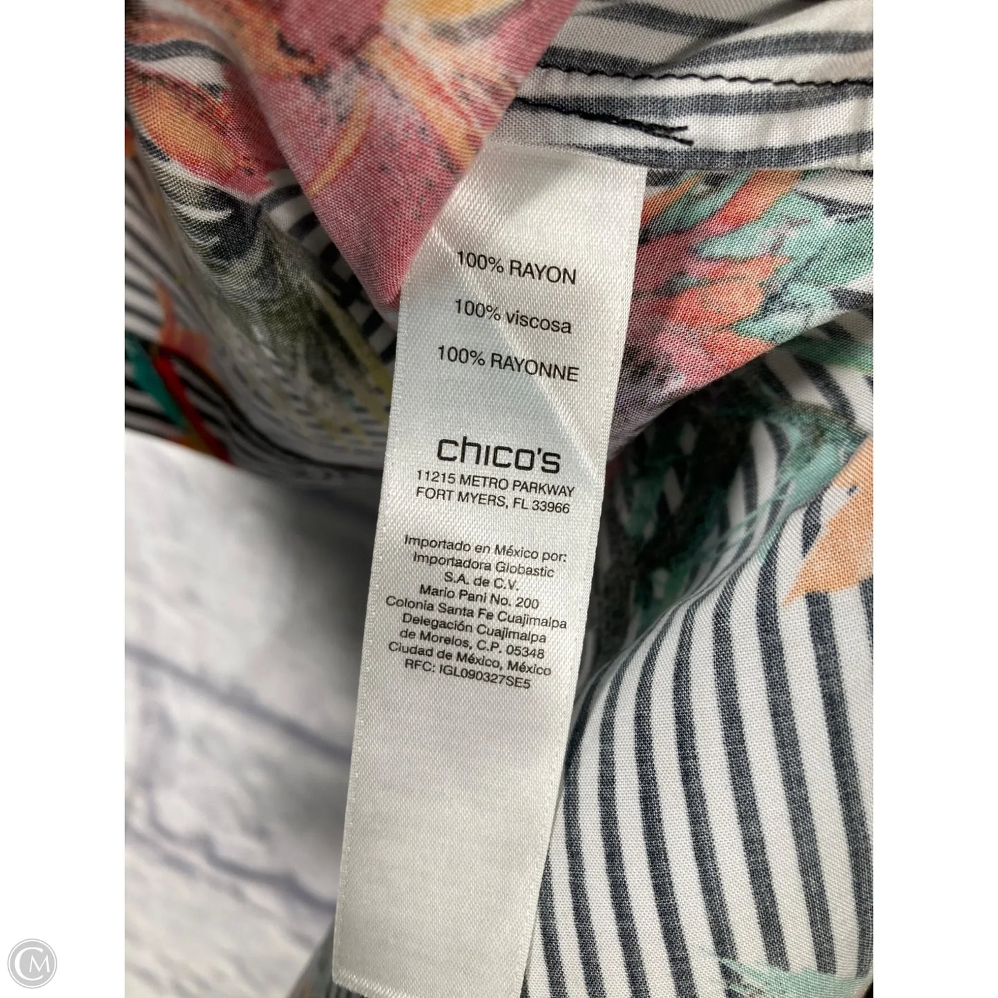 Top Short Sleeve By Chicos In Striped Pattern, Size: L