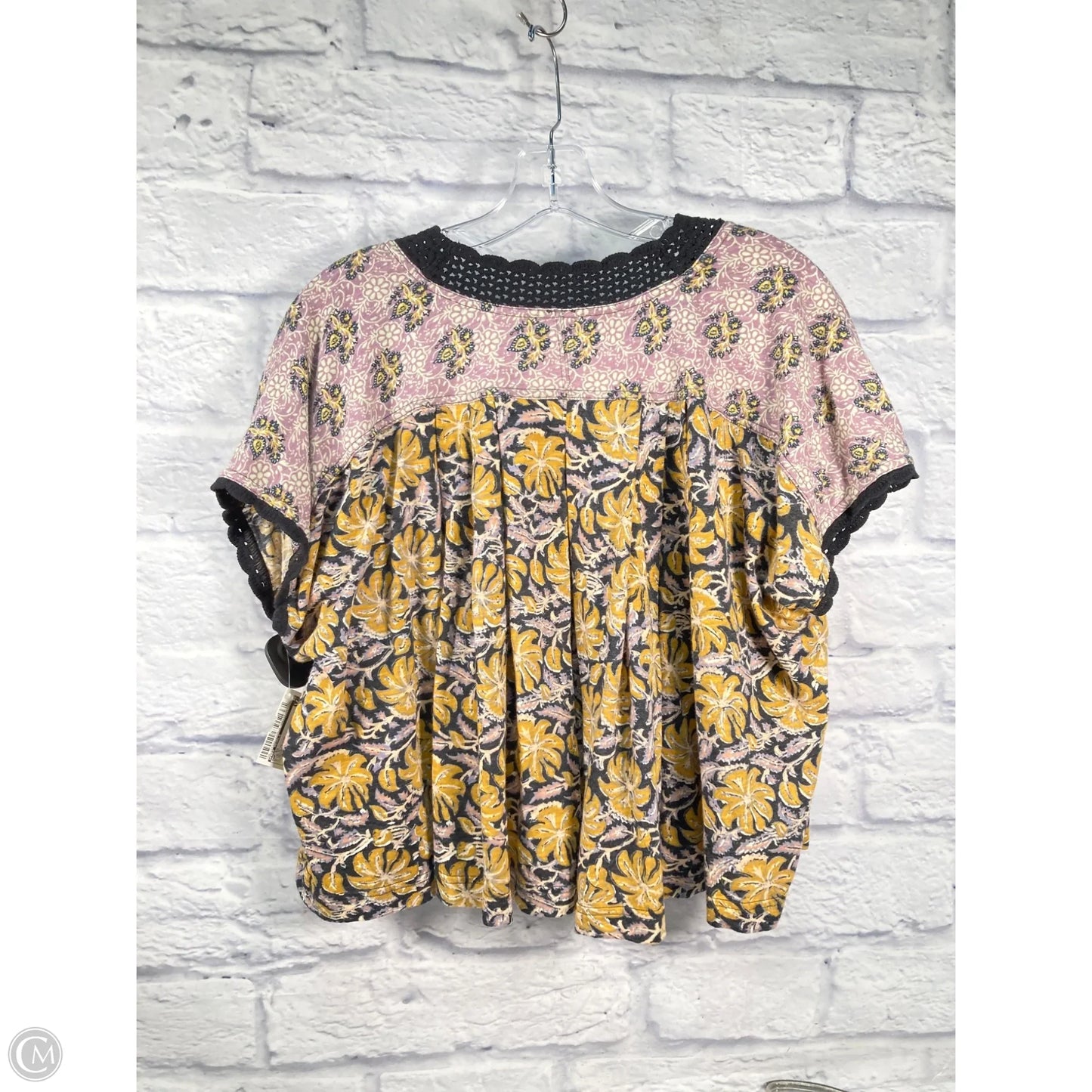 Top Short Sleeve By Free People In Blue & Yellow, Size: M