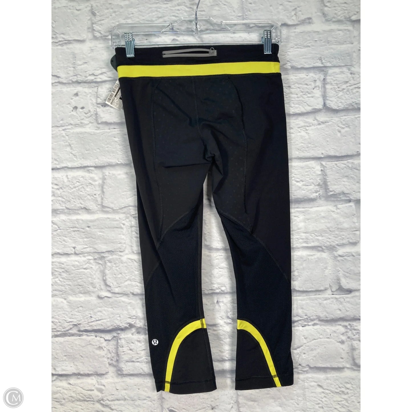 Athletic Capris By Lululemon In Black & Green, Size: S