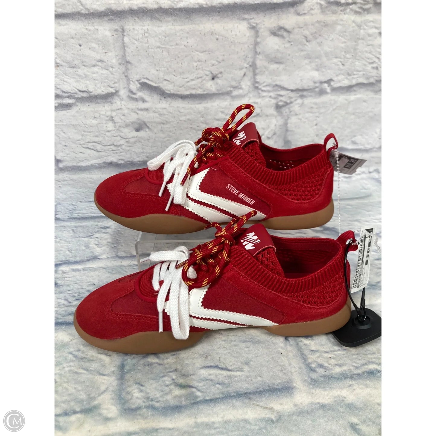 Shoes Sneakers By Steve Madden In Red & White, Size: 7.5