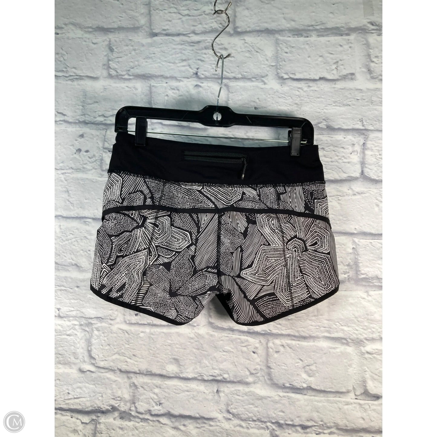 Athletic Shorts By Lululemon In Black & White, Size: 4