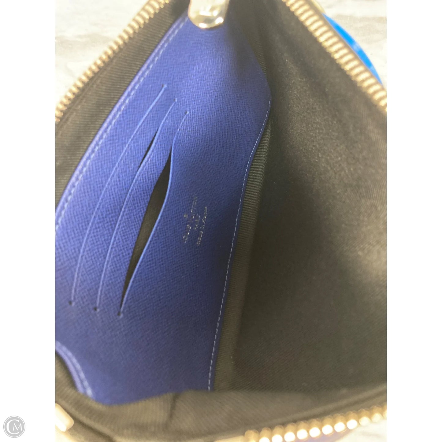 Clutch Luxury Designer By Louis Vuitton, Size: Medium