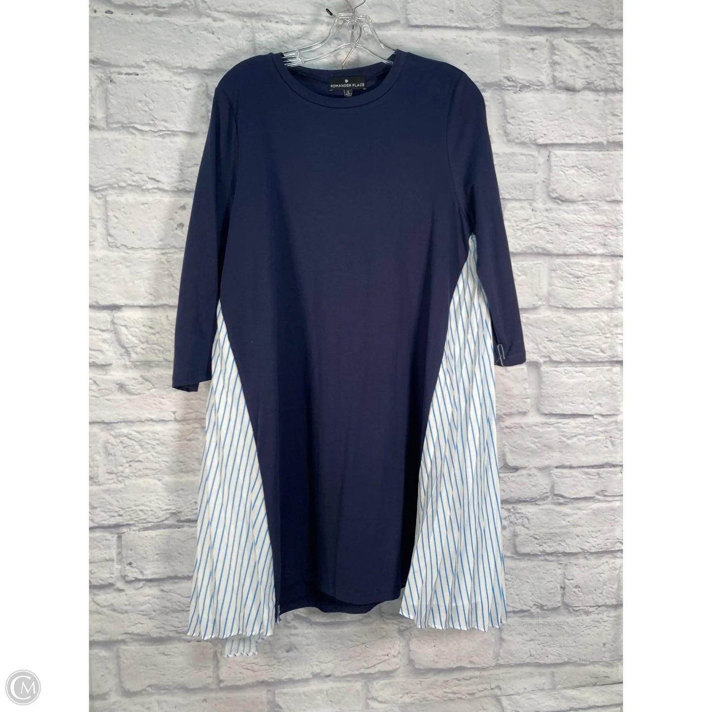 Dress Casual Short By Pomander Place In Blue & White, Size: L