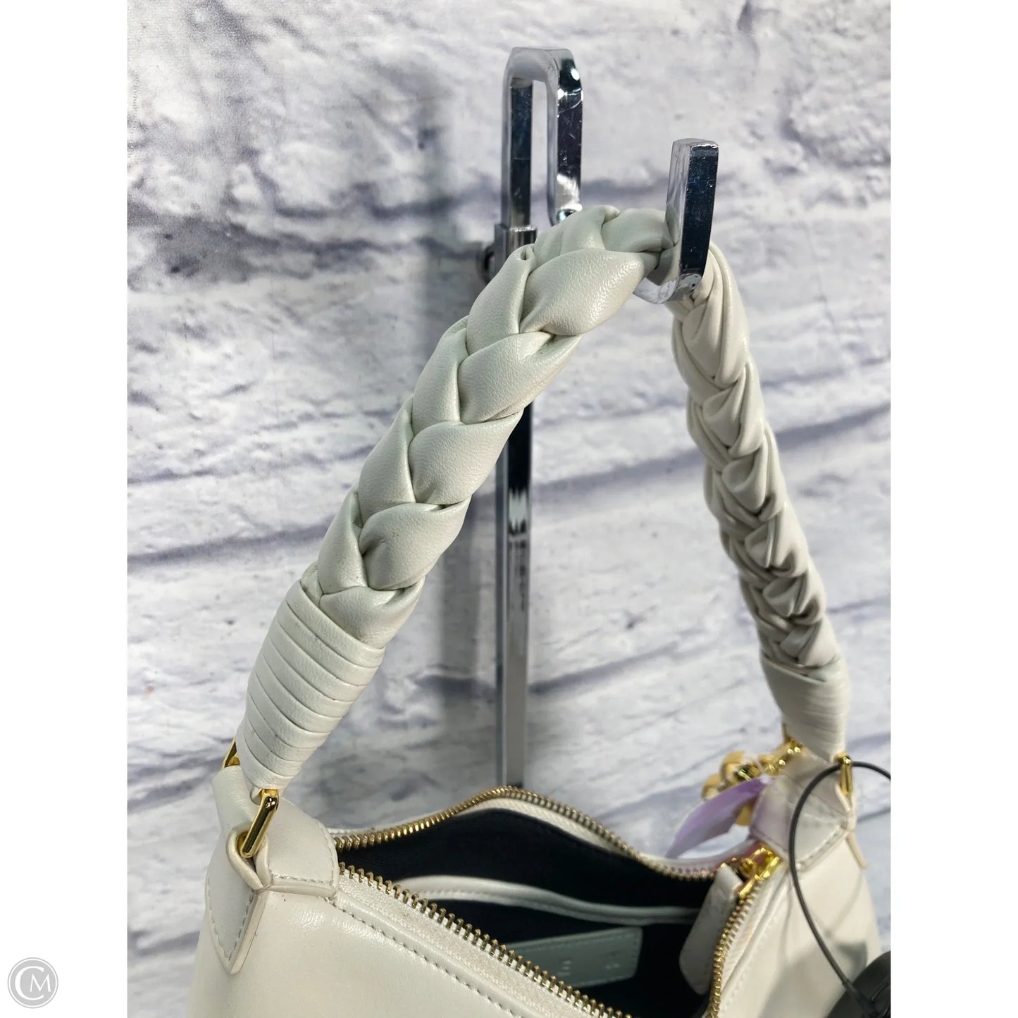 Handbag By Clothes Mentor, Size: Medium
