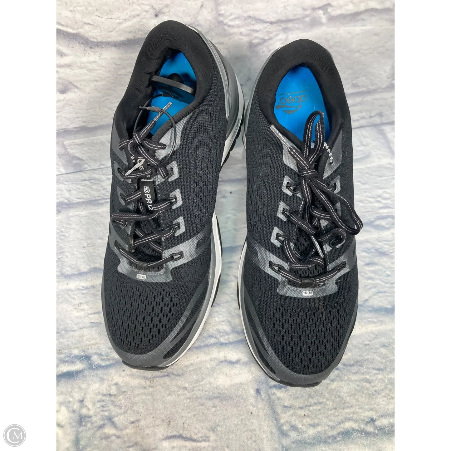 Shoes Athletic By Abeo In Black, Size: 11
