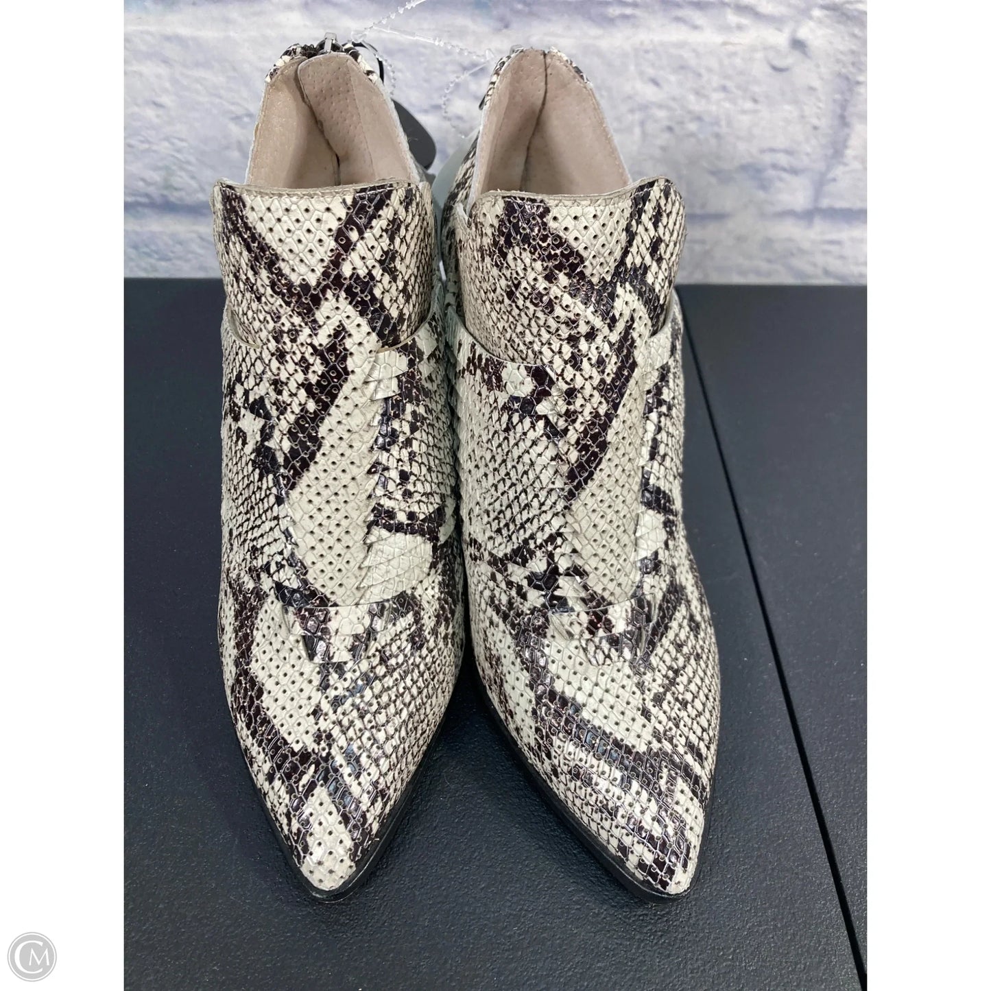 Boots Ankle Heels By Vince Camuto In Snakeskin Print, Size: 7