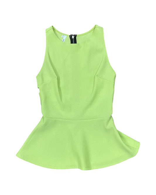 Top Sleeveless By Studio Y In Green, Size:Xs