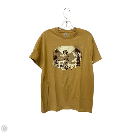 Top Short Sleeve By Gildan In Tan, Size: M