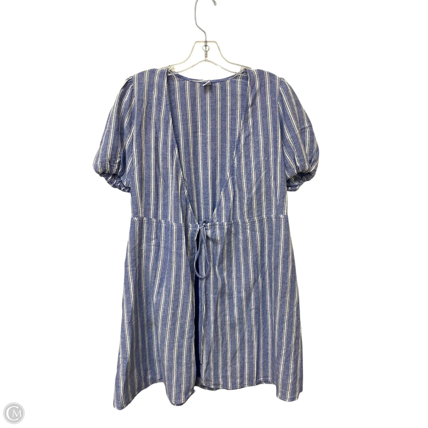 Dress Casual Short By Old Navy In Striped Pattern, Size: S