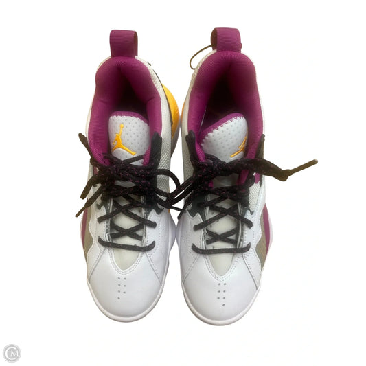 Shoes Athletic By Nike In White, Size: 6.5