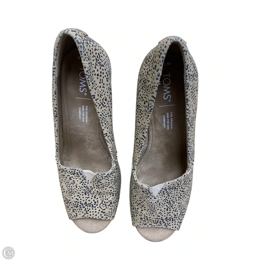 Shoes Heels Wedge By Toms In Animal Print, Size: 7.5