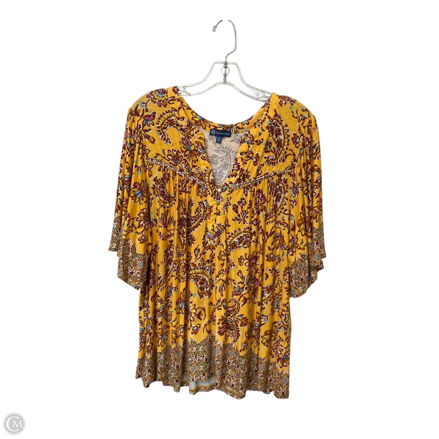 Top Short Sleeve By Democracy In Yellow, Size: 2x