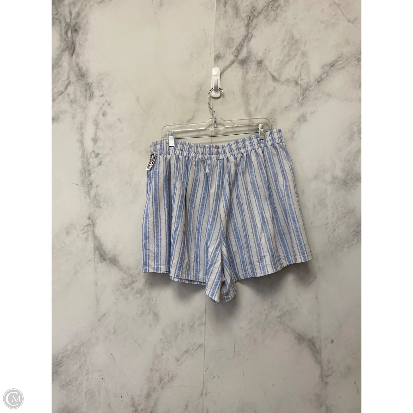 Shorts By Cato In Striped Pattern, Size: 24