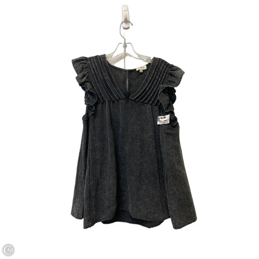 Top Short Sleeve By Umgee In Grey, Size: L