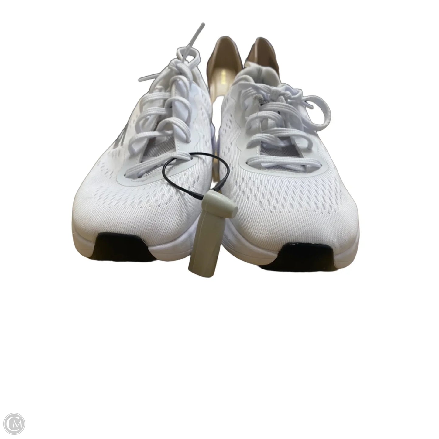Shoes Athletic By Skechers In White, Size: 7.5