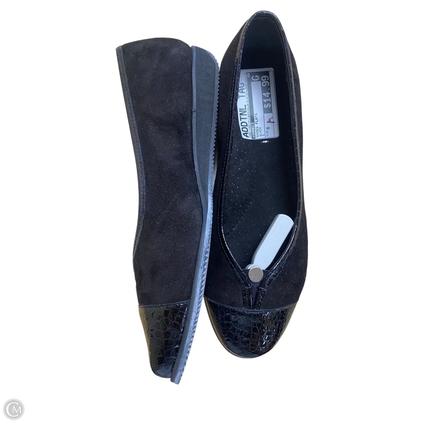 Shoes Flats By Vaneli In Black, Size: 6