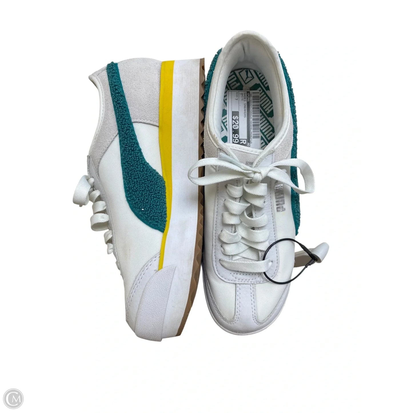 Shoes Sneakers By Puma In White, Size: 7