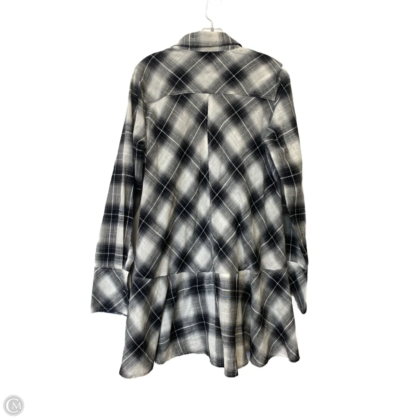 Top Long Sleeve By Listicle In Plaid Pattern, Size: L