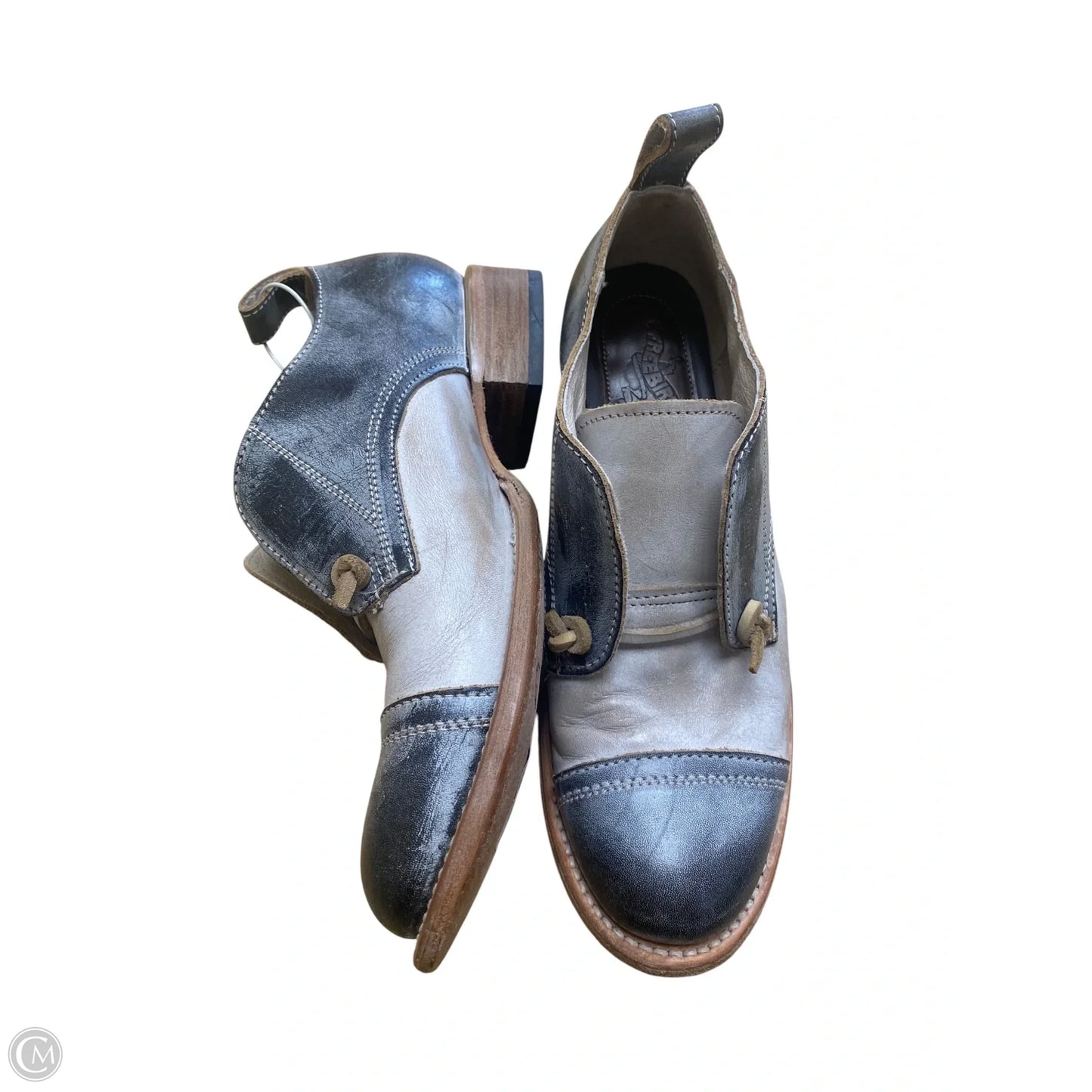 Shoes Flats By Freebird In Grey, Size: 9