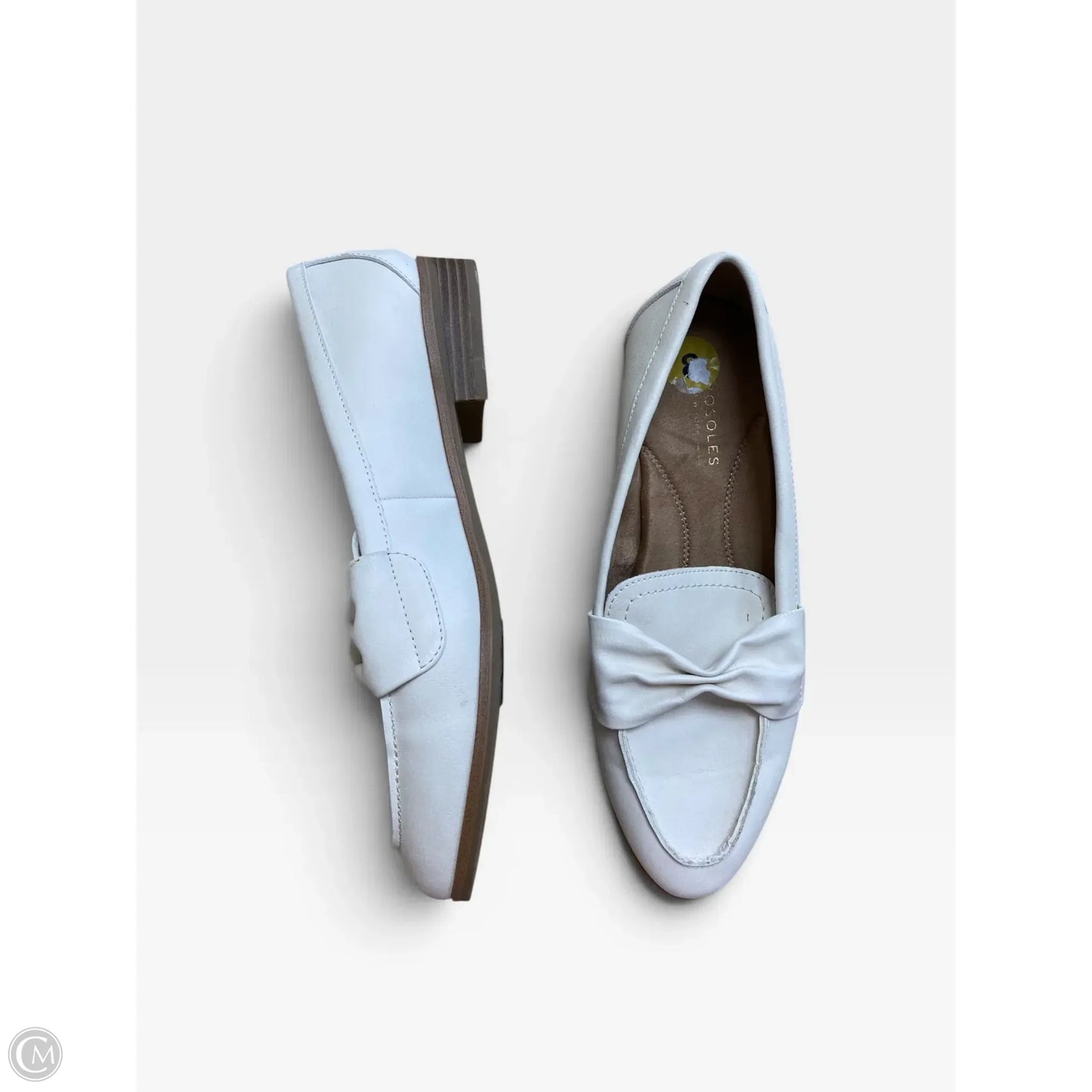 Shoes Flats By Aerosoles In White, Size: 8