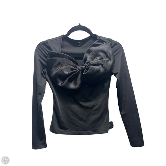Top Long Sleeve By Shein In Black, Size: S