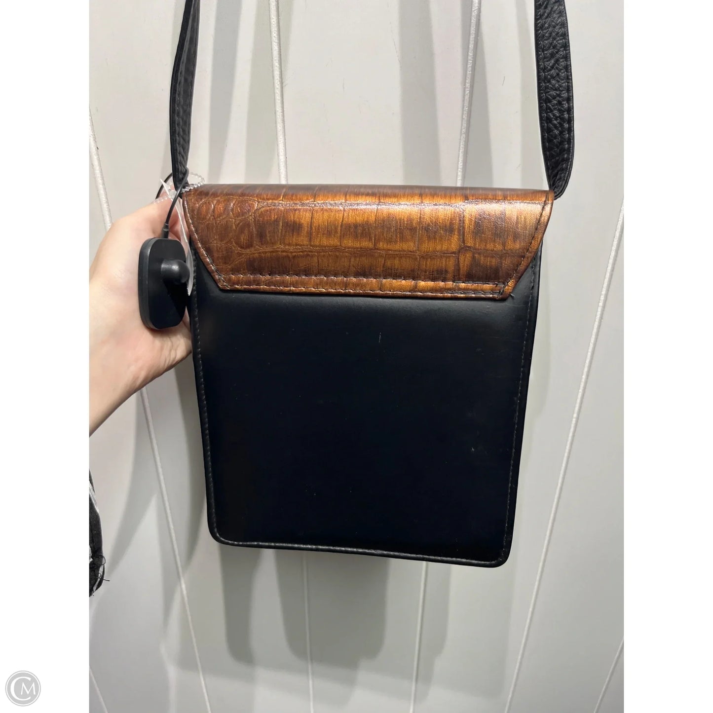 Crossbody Leather By Clothes Mentor, Size: Small