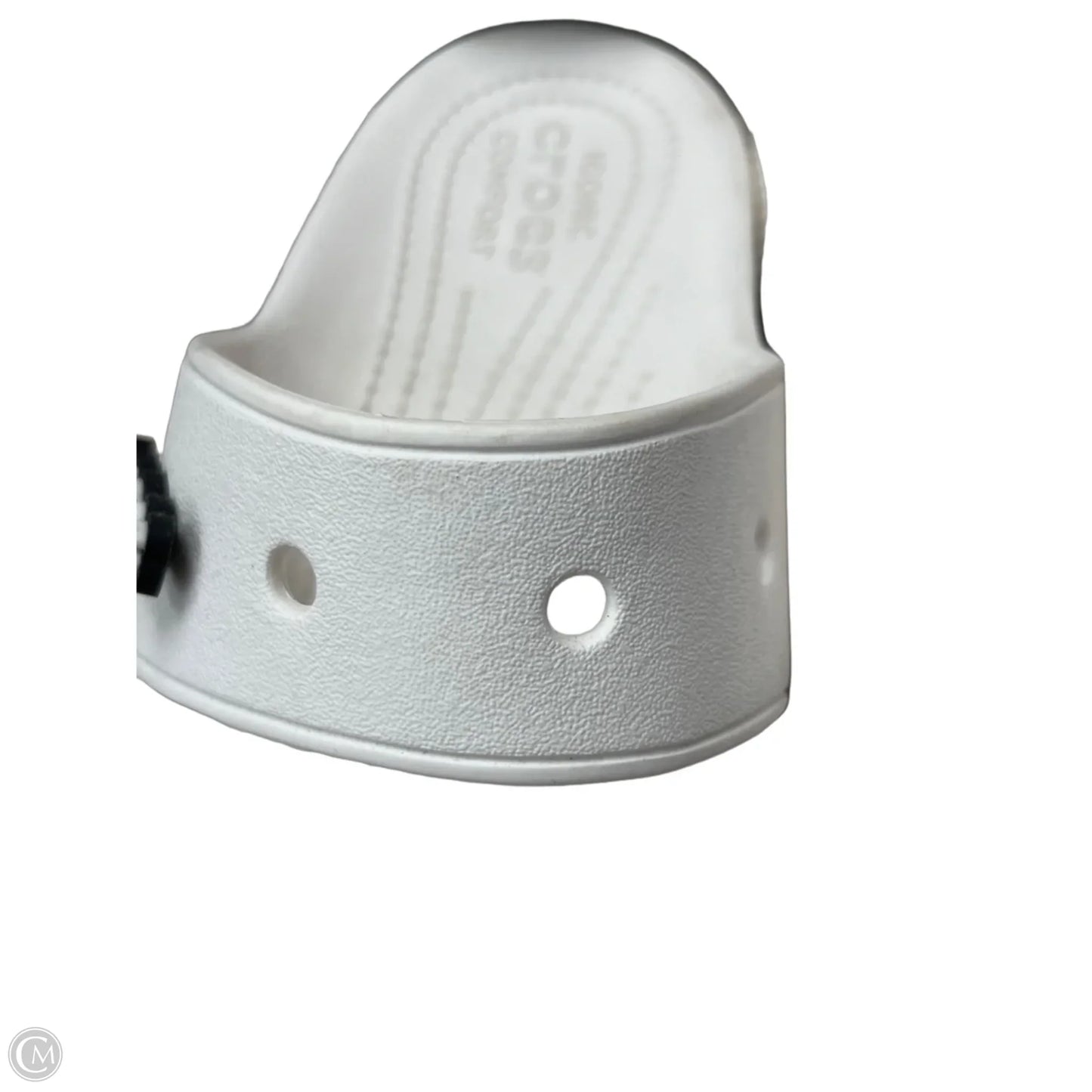 Sandals Flats By Crocs In White, Size: 10