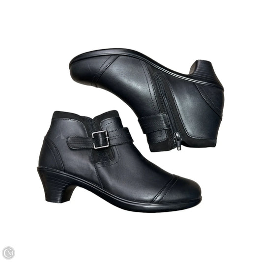 Boots Ankle Heels By orthafeet In Black, Size: 10