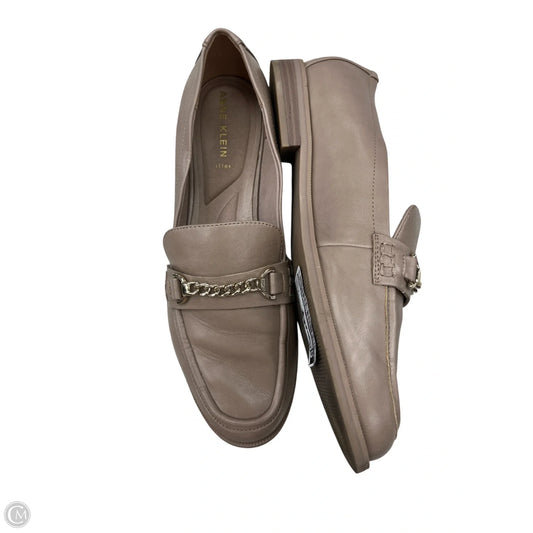Shoes Flats By Anne Klein In Tan, Size: 11