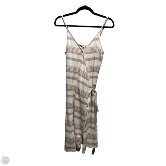 Dress Casual Short By ASTARS In Pink & White, Size: M