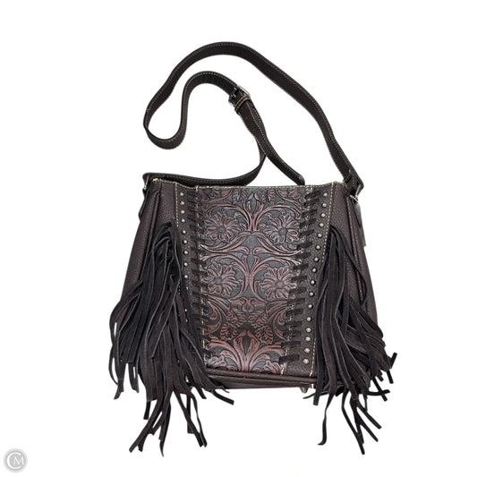 Crossbody By Clothes Mentor, Size: Medium