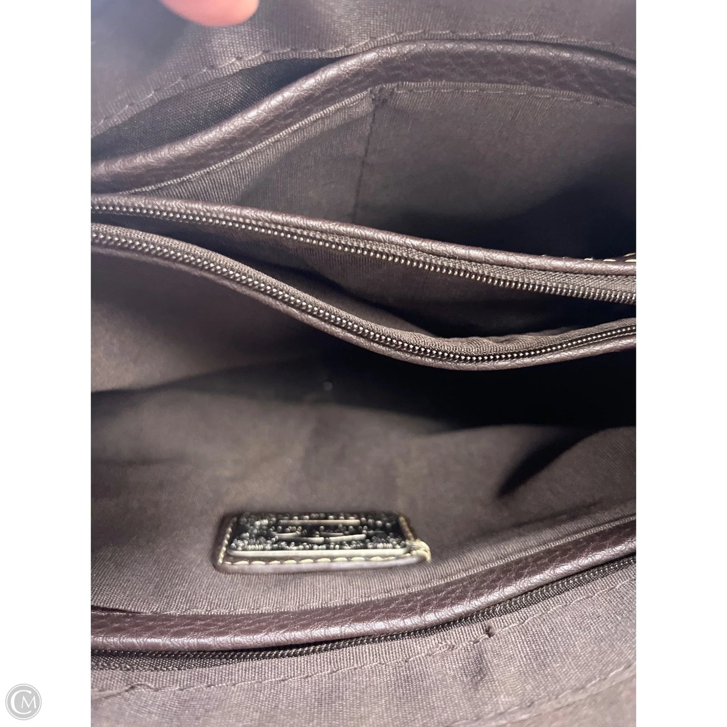 Crossbody By Clothes Mentor, Size: Medium