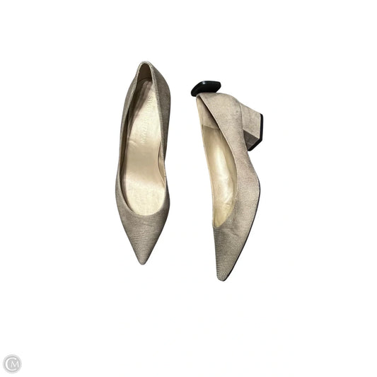 Shoes Designer By Stuart Weitzman In Tan, Size: 9