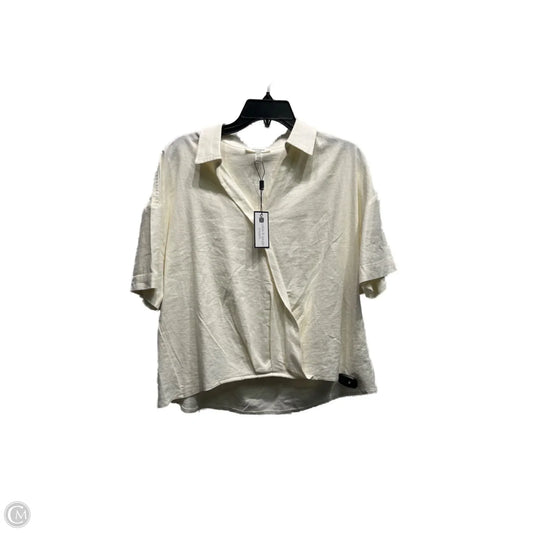 Top Short Sleeve By Cable And Gauge In Cream, Size: L
